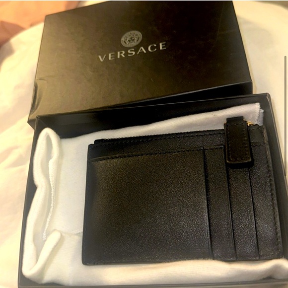 Versace Leather Card Holder Wallet! - Picture 3 of 4